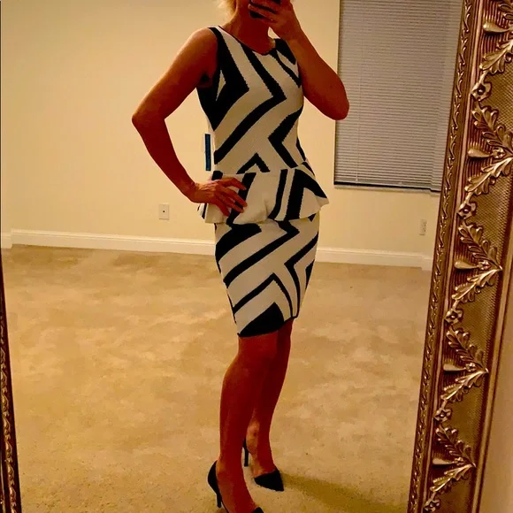Alice+Olivia Black and white dress size S